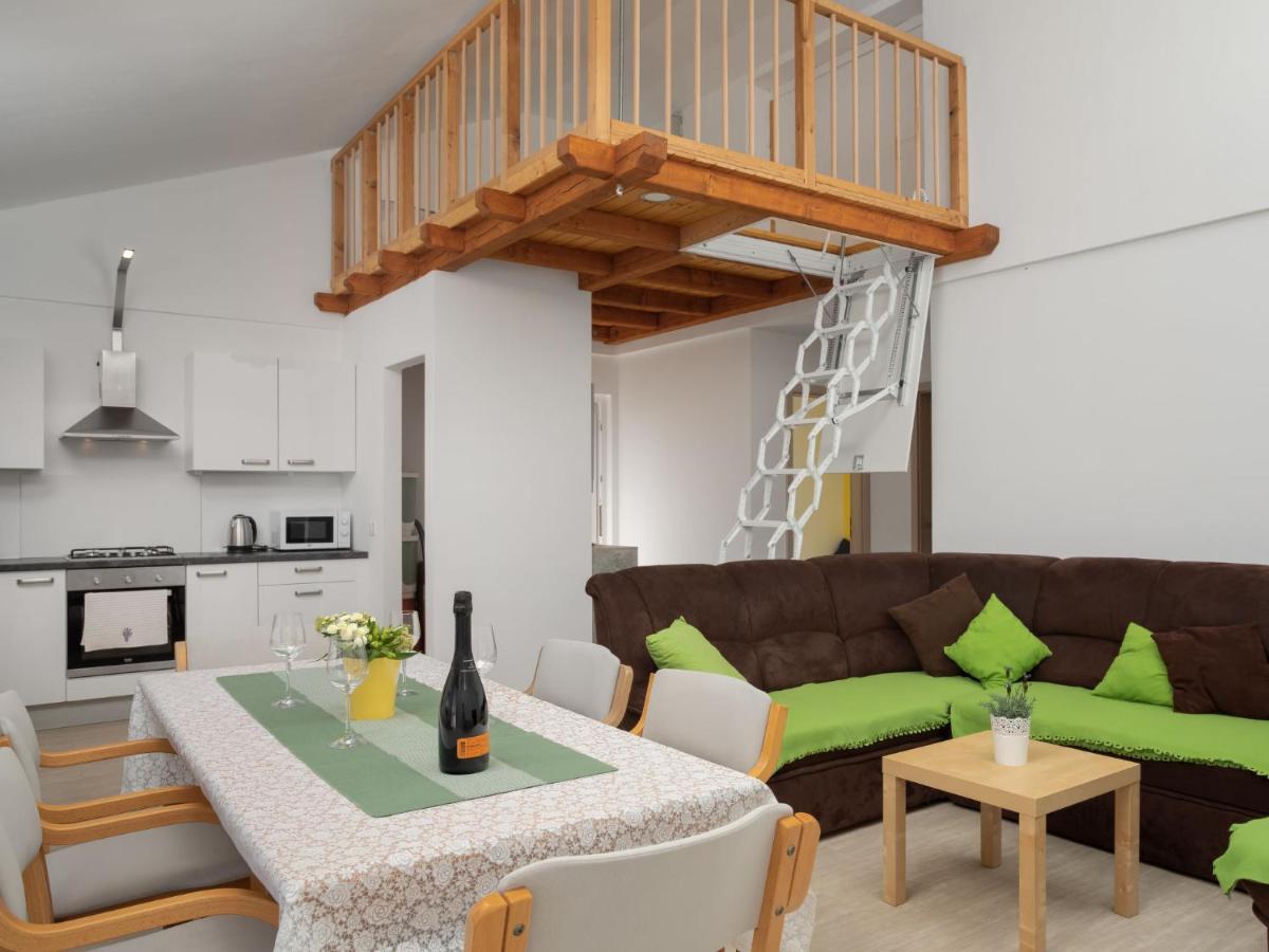 Holiday Home Lavendel - Mlk159 By Interhome Dobrinj Buitenkant foto