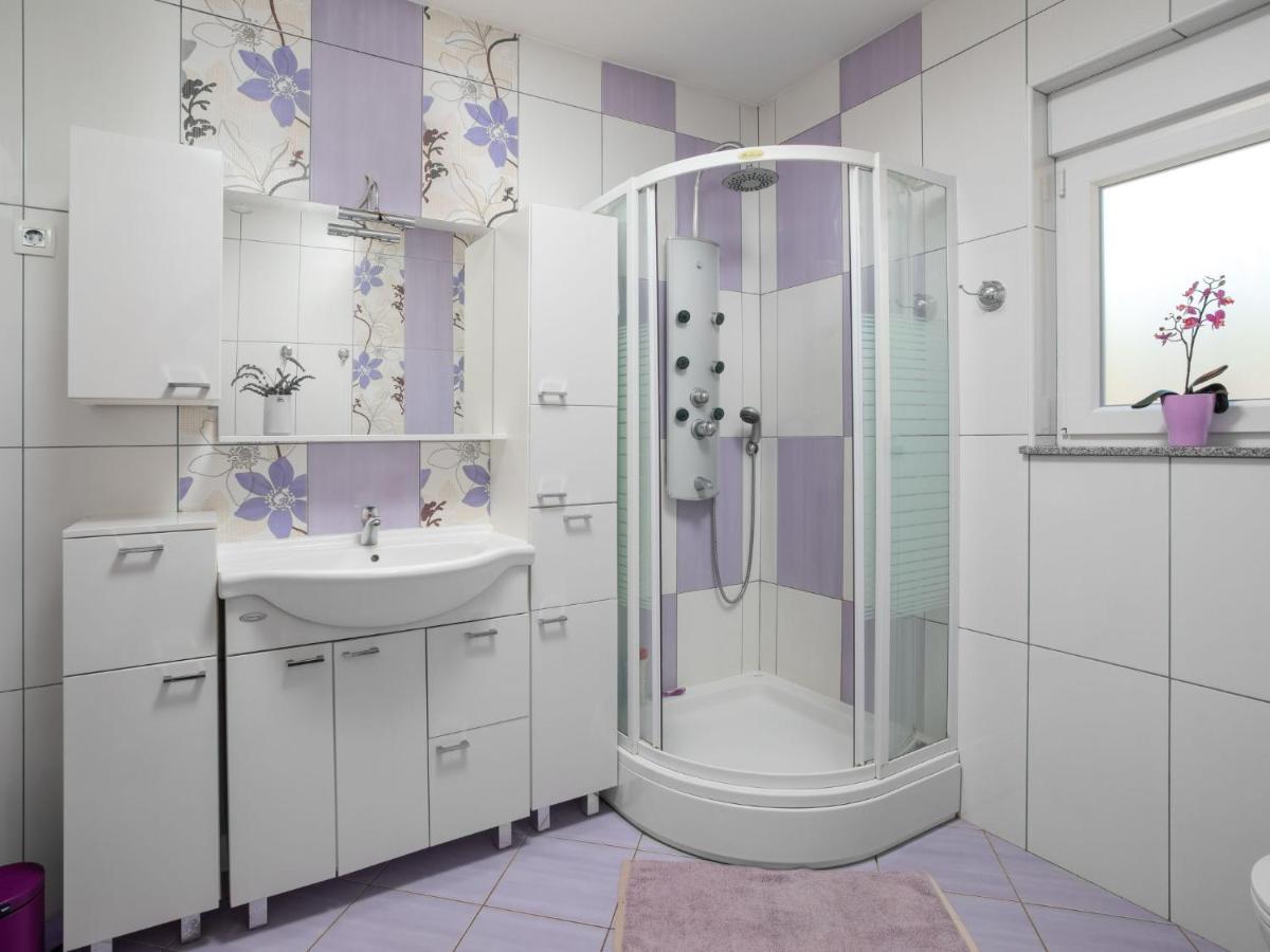 Holiday Home Lavendel - Mlk159 By Interhome Dobrinj Buitenkant foto