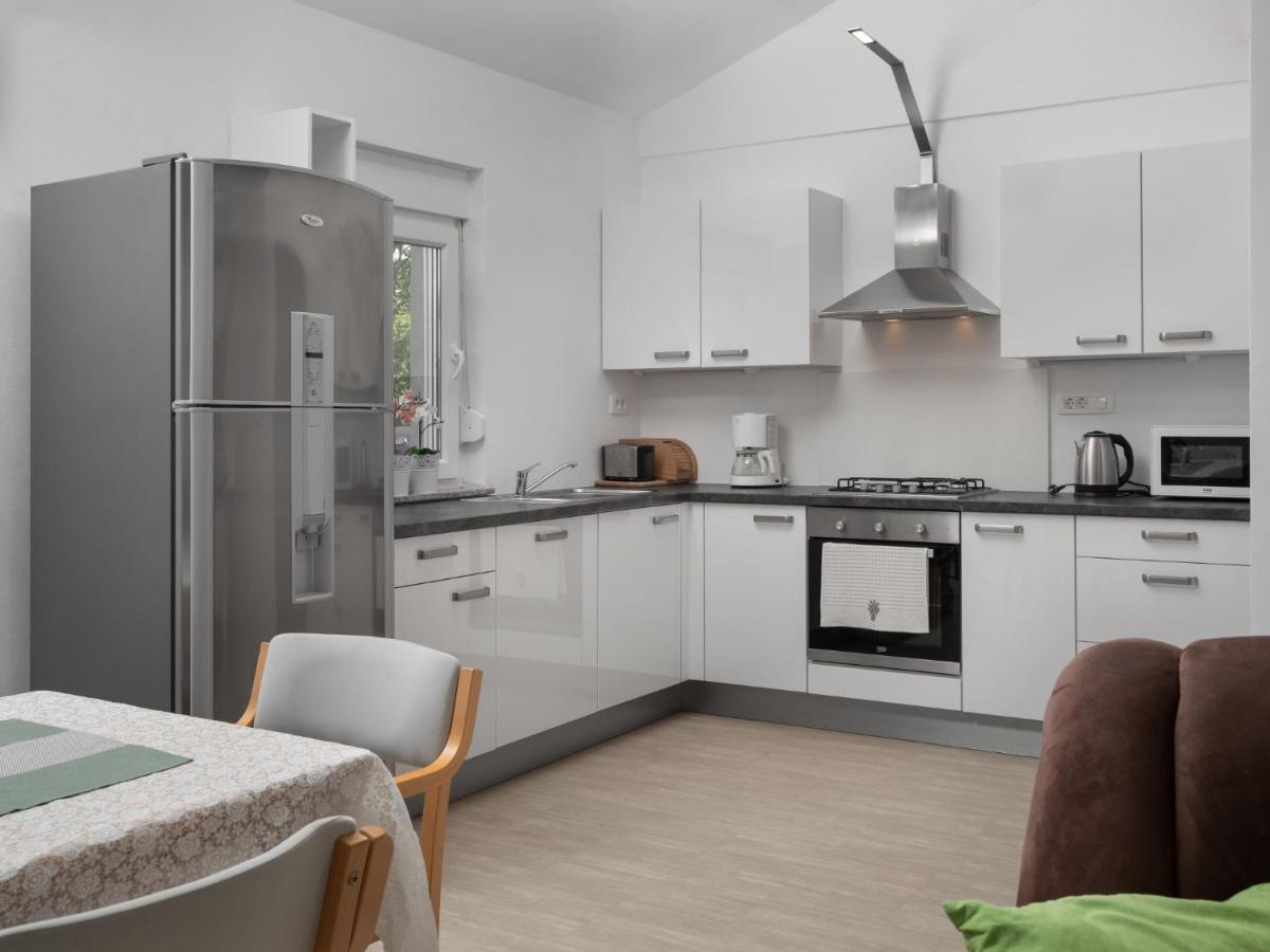 Holiday Home Lavendel - Mlk159 By Interhome Dobrinj Buitenkant foto